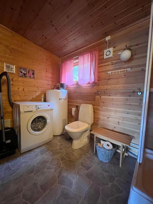 Svensby Cozy And Spacious Cabin מראה חיצוני תמונה