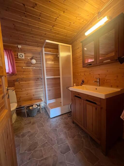 Svensby Cozy And Spacious Cabin מראה חיצוני תמונה